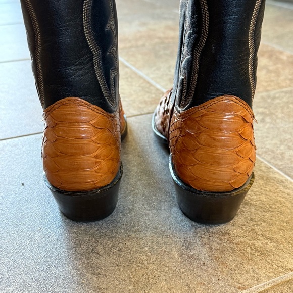 Nocona Black and Python Leather Western Boots Size 6B (normally size 7) - Picture 6 of 11